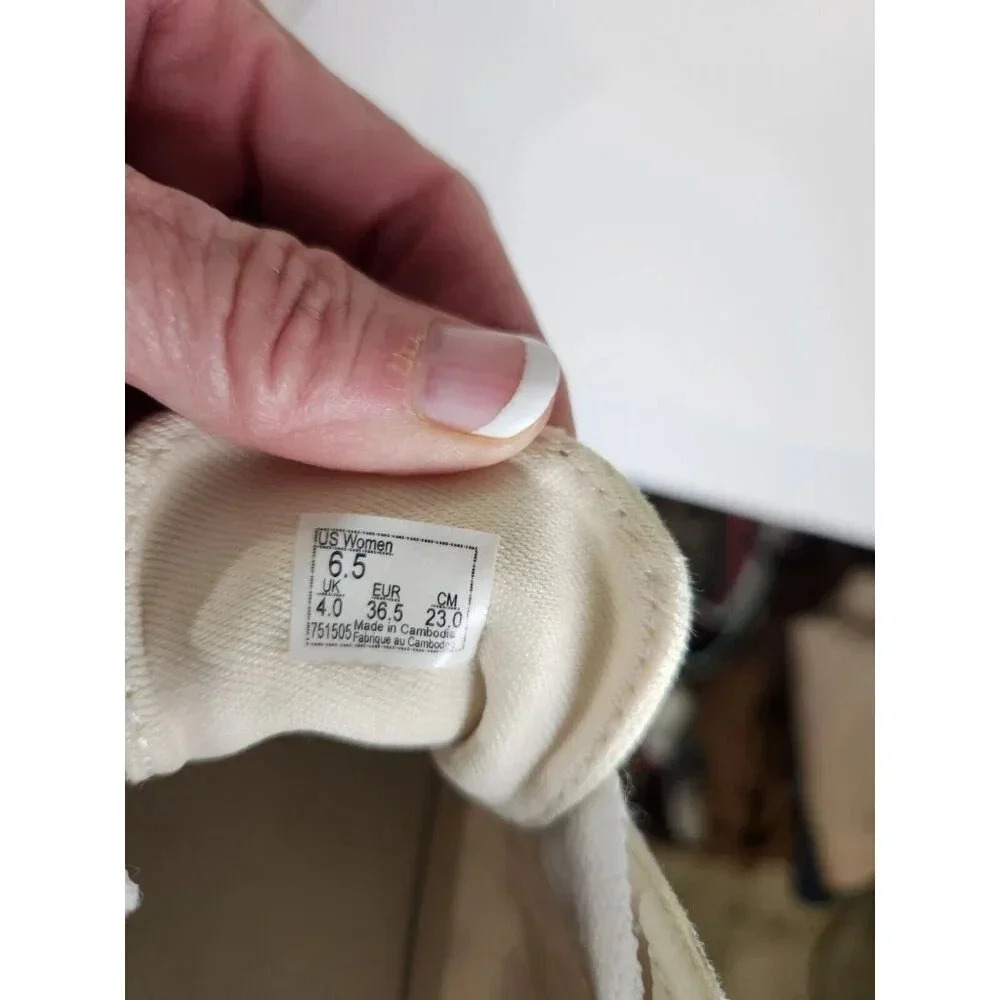 Vans Suede/Canvas, Women’s Low-Top SneakersWomen's Size 6.5 Pressed Flor… - Picture 8 of 9